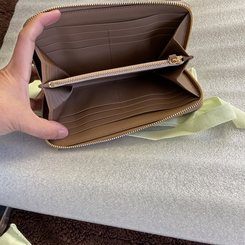 Burberry Tan and Pink Check Wallet - Picture 2 of 4